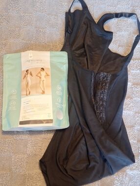 Marena Black Shapewear Bodysuit with Front Hook Closure Size LARGE
